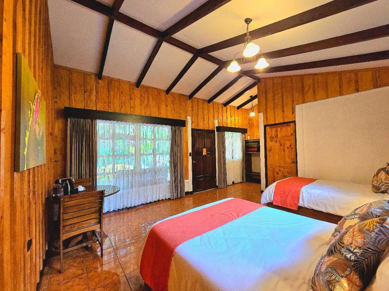 Hotel De Montana Suria Сан-Херардо-де-Дота Номер фото